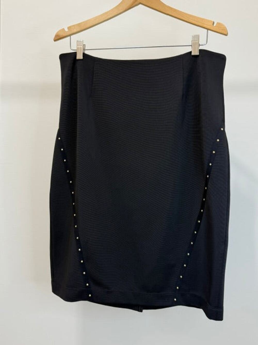 Chico's Travelers Collection Black Skirt Gold Tone Stud Trim Sz2(L/12-14)